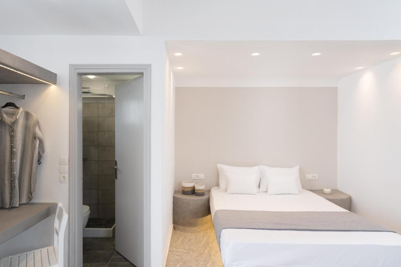 White Lily Suites & Lofts - Adults Only 16 Plus Perivolos  Luaran gambar