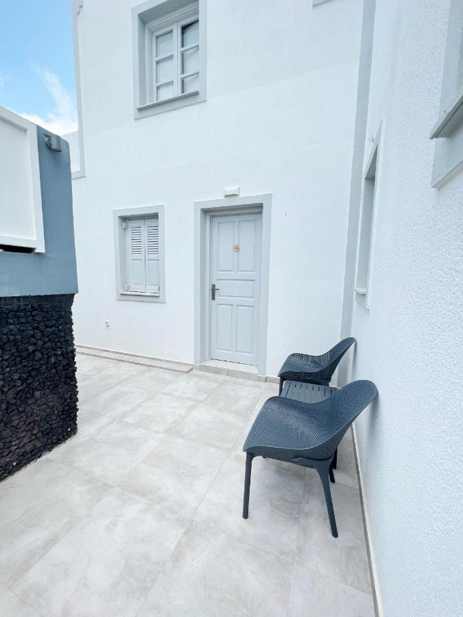 White Lily Suites & Lofts - Adults Only 16 Plus Perivolos  Luaran gambar