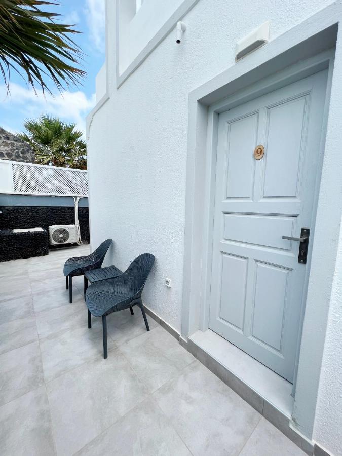 White Lily Suites & Lofts - Adults Only 16 Plus Perivolos  Luaran gambar