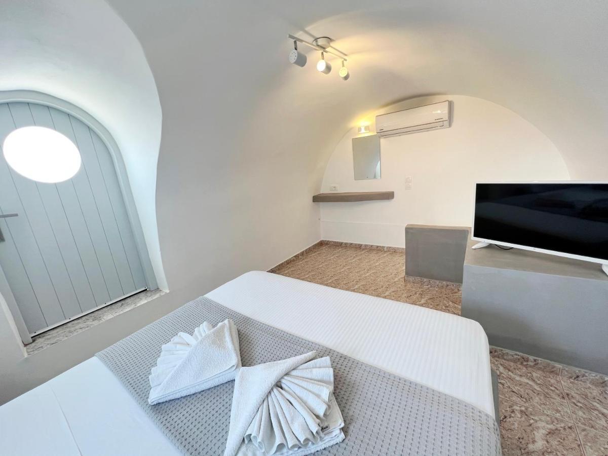 White Lily Suites & Lofts - Adults Only 16 Plus Perivolos  Luaran gambar